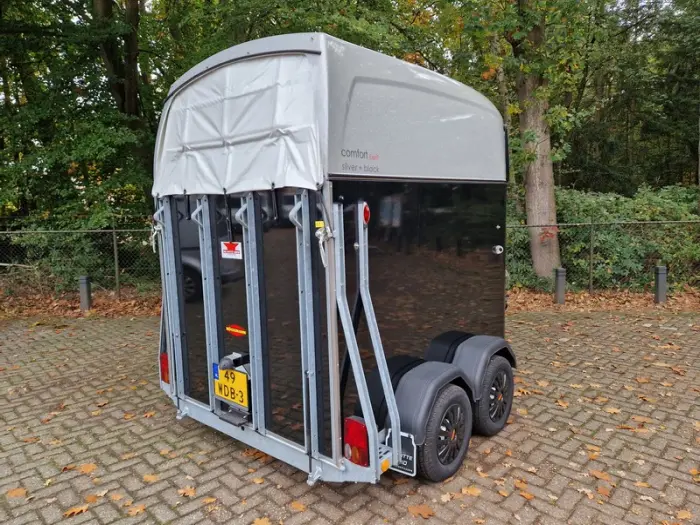 2 paards Bockmann Comfort polyester trailer zwart/zilver met zadelkamer