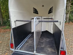 2 paards Bockmann Comfort polyester trailer zwart/zilver met zadelkamer